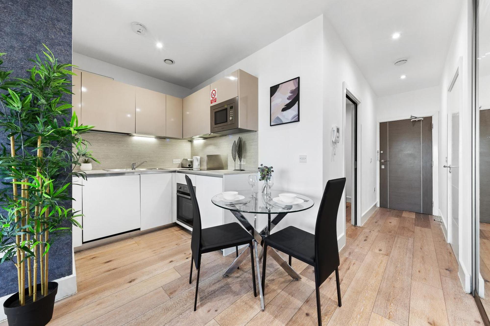 Modern One Bedroom Flat - Sleeps 5 -Near Heathrow - London Ub3 Londres Exterior foto